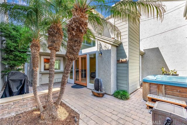 626 9th Street, Huntington Beach, CA 92648