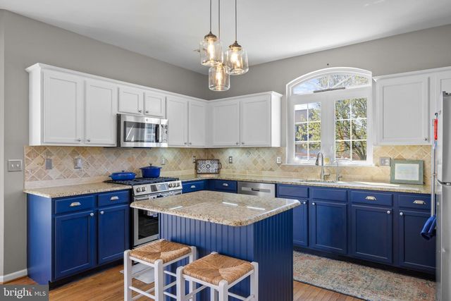 310 JUNIPER LN, Swedesboro, NJ 08085