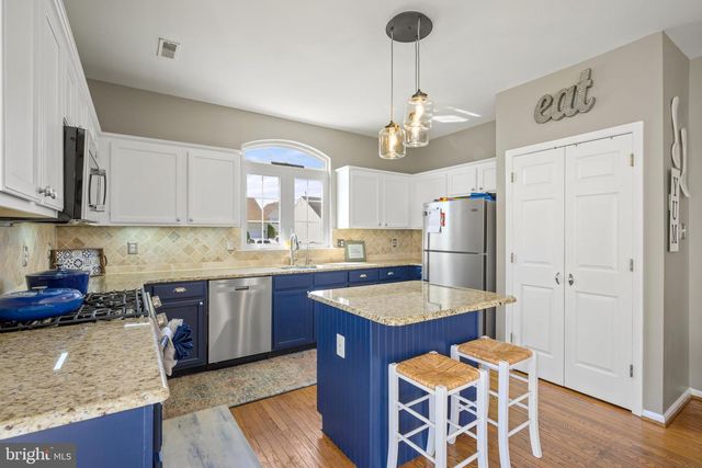 310 JUNIPER LN, Swedesboro, NJ 08085