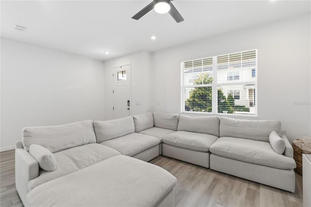 1326 TARFLOWER DRIVE, Winter Springs, FL 32708