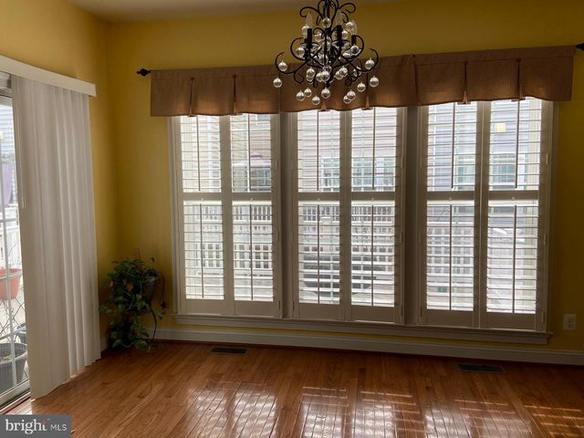 43581 WHITE CAP TER, Chantilly, VA 20152