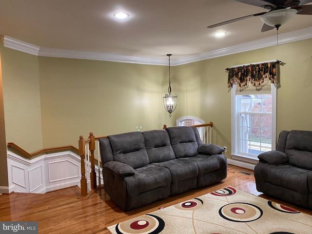 43581 WHITE CAP TER, Chantilly, VA 20152