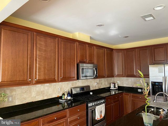 43581 WHITE CAP TER, Chantilly, VA 20152