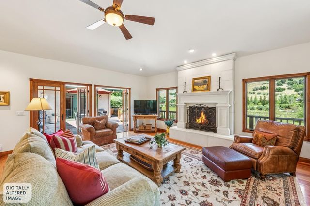 4111 Lovall Valley Rd, Sonoma, CA 95476