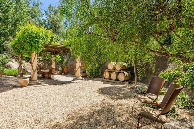 4111 Lovall Valley Rd, Sonoma, CA 95476