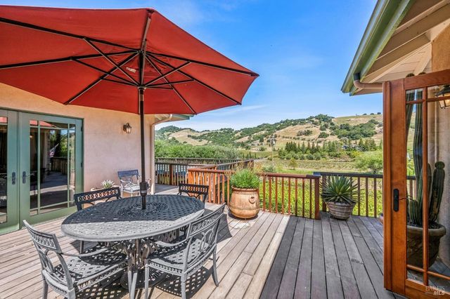 4111 Lovall Valley Rd, Sonoma, CA 95476
