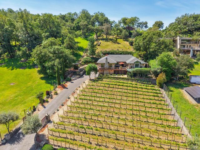 4111 Lovall Valley Rd, Sonoma, CA 95476