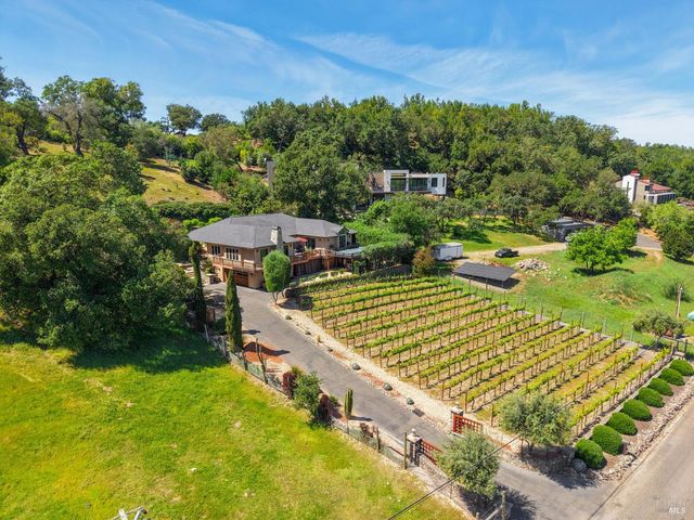 4111 Lovall Valley Rd, Sonoma, CA 95476