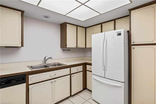 3906 SE 11th PL # 601, Cape Coral, FL 33904