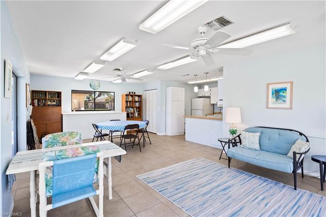 3906 SE 11th PL # 601, Cape Coral, FL 33904