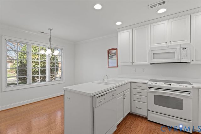 5013 Belmont Park Rd, Glen Allen, VA 23059