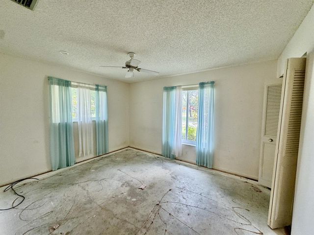 2022 NW 112th Avenue, Coral Springs, FL 33071