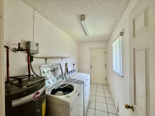 2022 NW 112th Avenue, Coral Springs, FL 33071
