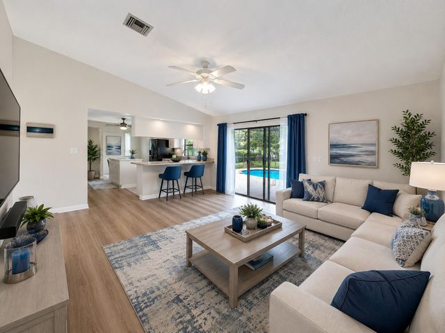 2022 NW 112th Avenue, Coral Springs, FL 33071