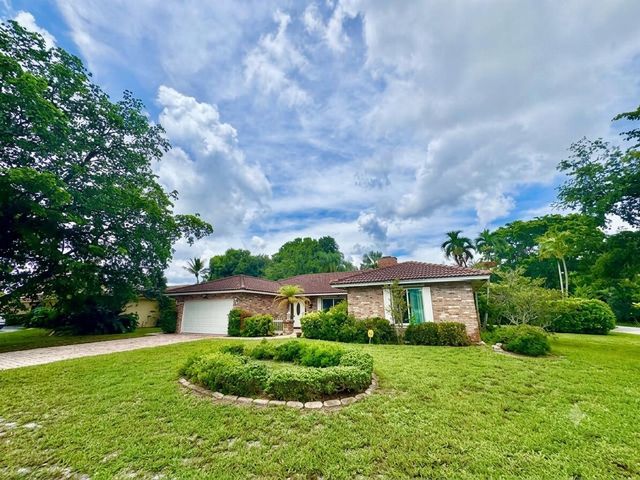 2022 NW 112th Avenue, Coral Springs, FL 33071