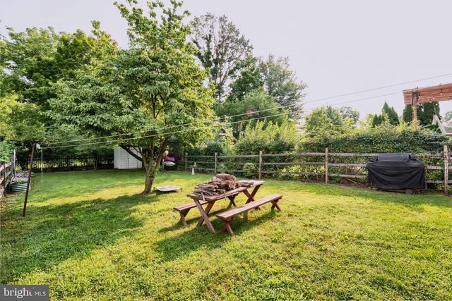 113 S 7TH ST, North Wales, PA 19454
