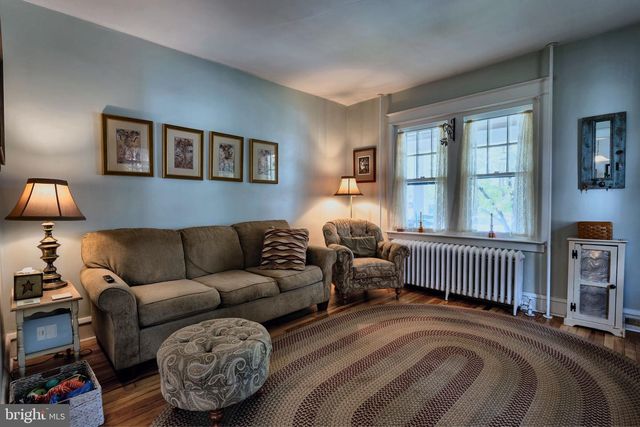 113 S 7TH ST, North Wales, PA 19454