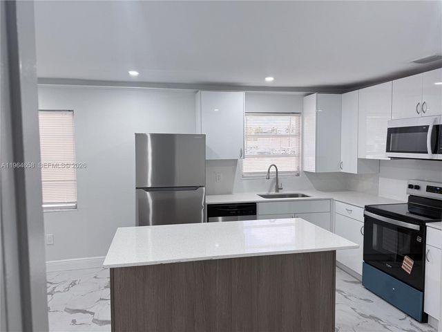 6829 SW 25th Street, Miami, FL 33155