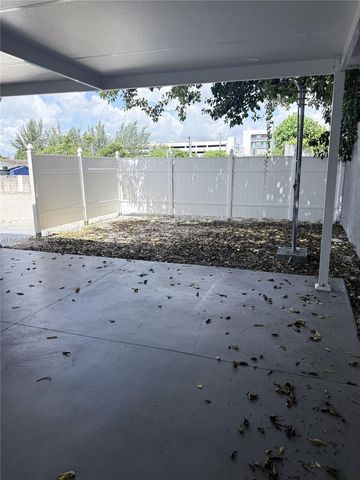 6829 SW 25th Street, Miami, FL 33155