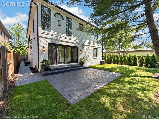 788 S Bates Street, Birmingham, MI 48009