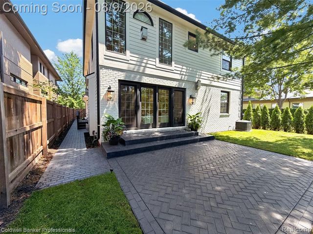 788 S Bates Street, Birmingham, MI 48009