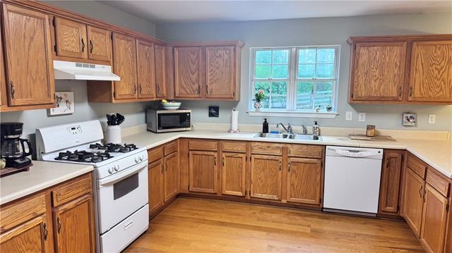 4995 Meadow Overlook, Cumming, GA 30040