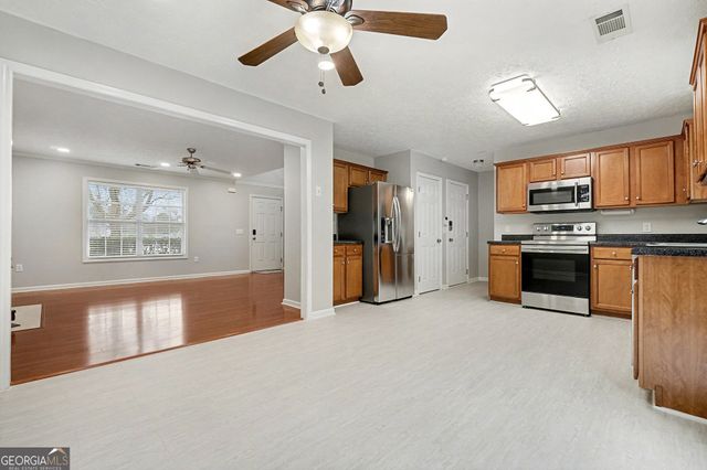 307 Remington Place Boulevard, Dallas, GA 30157