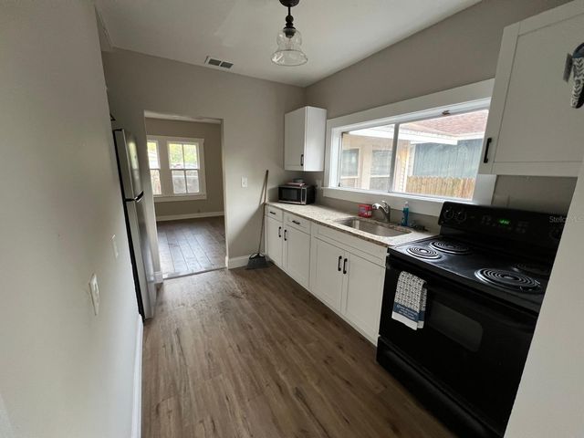 8210 N 13TH STREET, Tampa, FL 33604