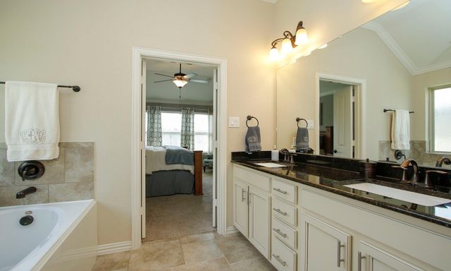 3872 Oakmist Bend Lane, Spring, TX 77386