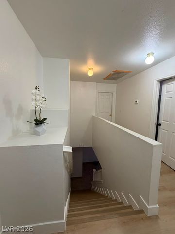 5933 Spinnaker Point Avenue, Las Vegas, NV 89110