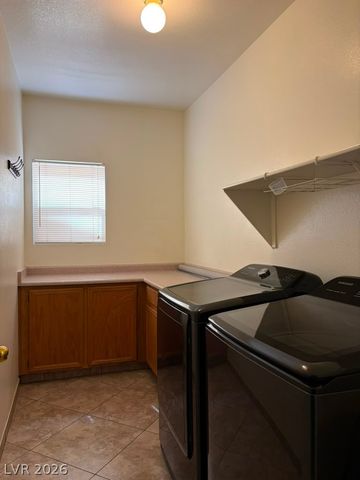 5933 Spinnaker Point Avenue, Las Vegas, NV 89110