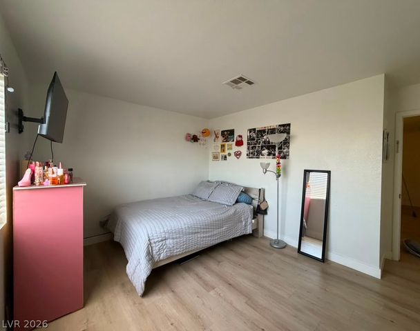 5933 Spinnaker Point Avenue, Las Vegas, NV 89110