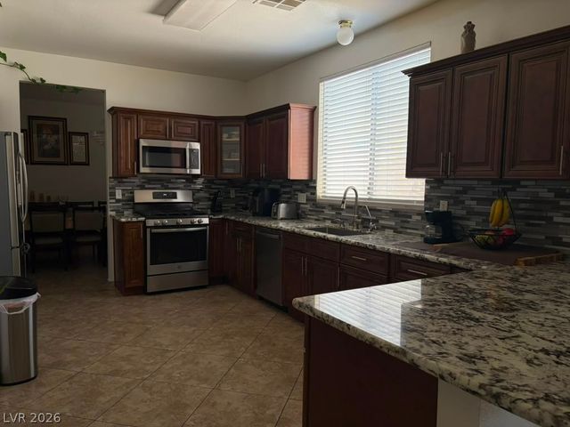 5933 Spinnaker Point Avenue, Las Vegas, NV 89110