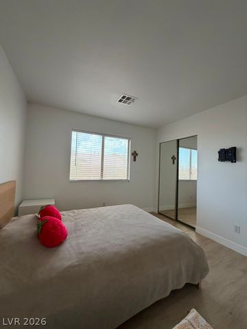 5933 Spinnaker Point Avenue, Las Vegas, NV 89110