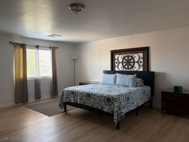 5933 Spinnaker Point Avenue, Las Vegas, NV 89110