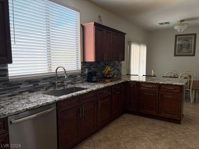 5933 Spinnaker Point Avenue, Las Vegas, NV 89110