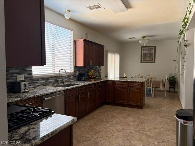 5933 Spinnaker Point Avenue, Las Vegas, NV 89110