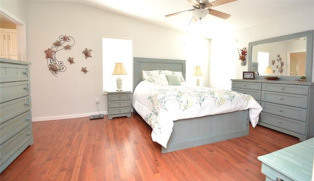 717 CAREFREE, Venice, FL 34285