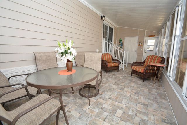 717 CAREFREE, Venice, FL 34285