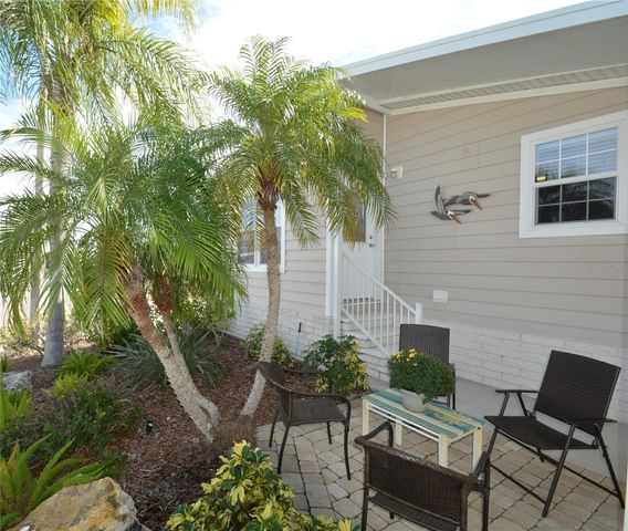 717 CAREFREE, Venice, FL 34285