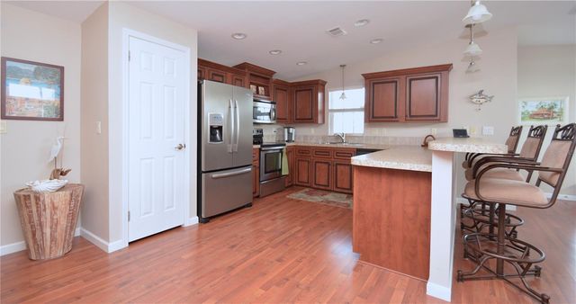 717 CAREFREE, Venice, FL 34285