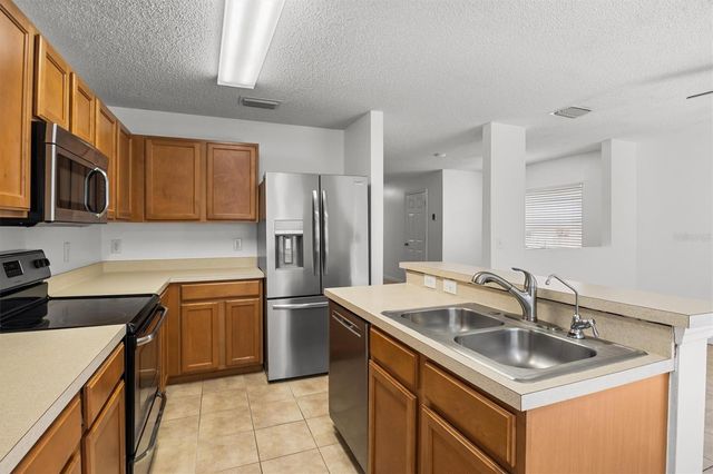 4143 WINDING RIVER WAY, Land O Lakes, FL 34639