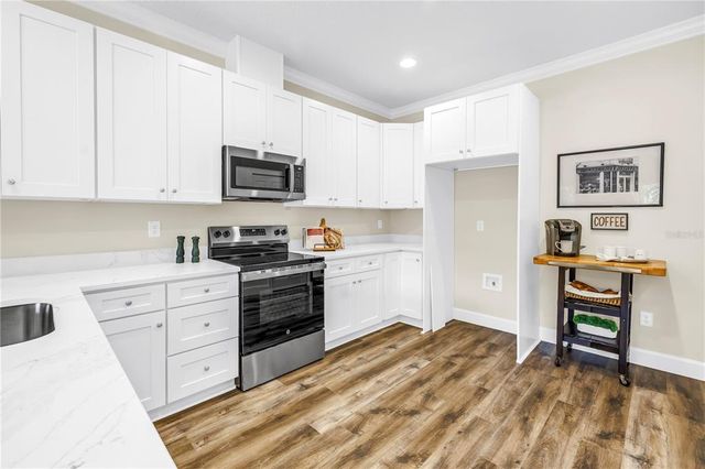 5725 DESERT ROSE PLACE, Tampa, FL 33615