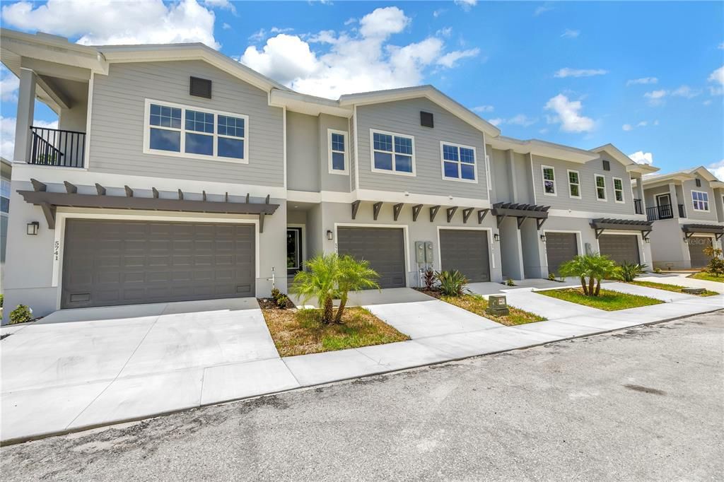5725 DESERT ROSE PLACE, Tampa, FL 33615