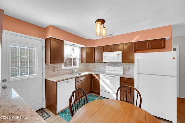 18 Milford Avenue A, Whiting, NJ 08759