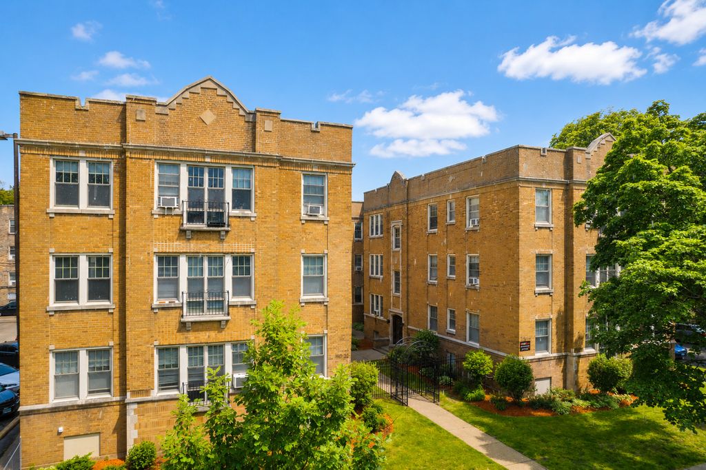 736 Reba Place G2, Evanston, IL 60202