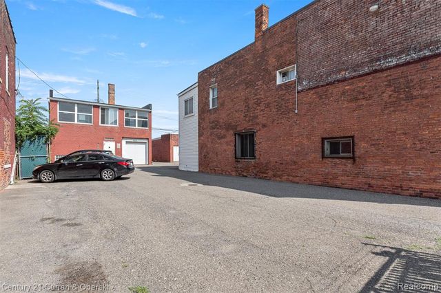 6632 W Fort Street, Detroit, MI 48209
