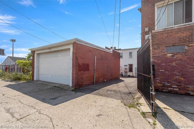 6632 W Fort Street, Detroit, MI 48209