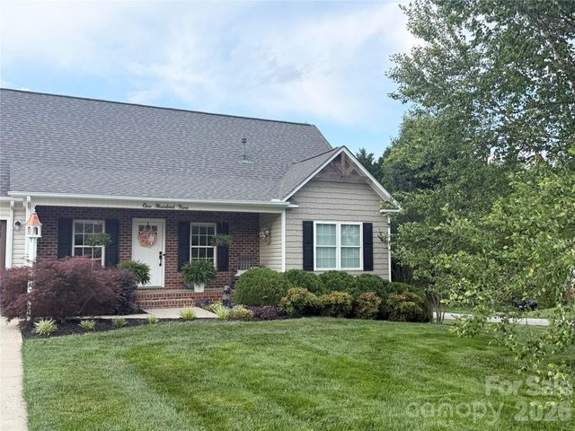 109 White Hall Lane, Hudson, NC 28638