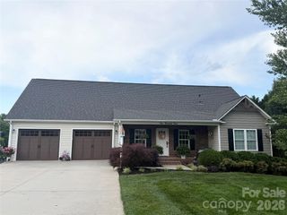 109 White Hall Lane, Hudson, NC 28638